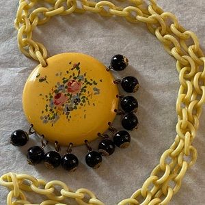 Bakelite Celluloid Hand Ptd Bead Fringed Necklace
